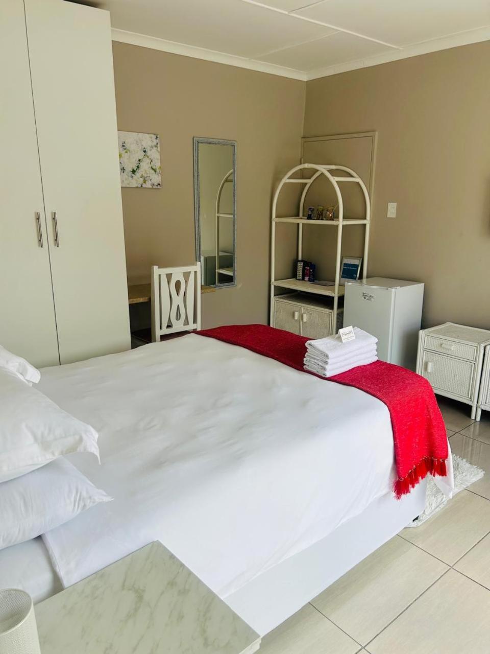 Hidden Bliss Guesthouse イースト・ロンドン 部屋 写真